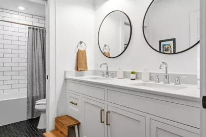 815 E Birch Ave, Whitefish Bay, WI 53217 - Photo 41