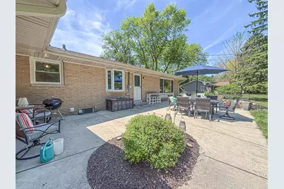 21660  Mayrose Blvd, Brookfield, WI 53045 - Photo 39