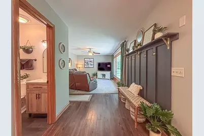 21660  Mayrose Blvd, Brookfield, WI 53045 - Photo 21