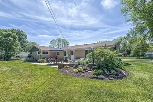 21660 Mayrose Blvd, Brookfield, WI 53045 - Photo 43