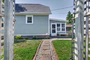 305 1st Ave, Holmen, WI 54636 - Photo 3
