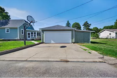 305  1st Ave, Holmen, WI 54636 - Photo 5