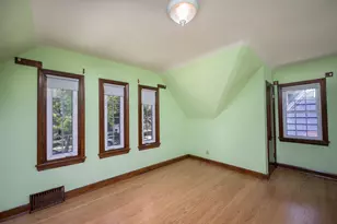 5516 N Lydell Ave, Whitefish Bay, WI 53217 - Photo 7