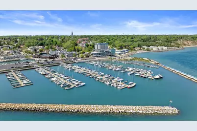 415 N Lake St #203, Port Washington, WI 53074 - Photo 25