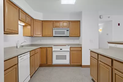 415 N Lake St #203, Port Washington, WI 53074 - Photo 9