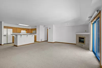 415 N Lake St #203, Port Washington, WI 53074 - Photo 7