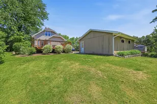 429 Center Ave, Oostburg, WI 53070 - Photo 25