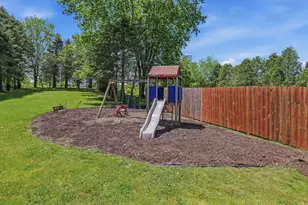 429 Center Ave, Oostburg, WI 53070 - Photo 23