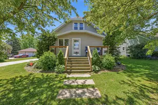 429 Center Ave, Oostburg, WI 53070 - Photo 1