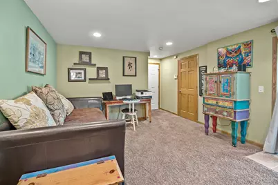 6215  Riesch Rd, West Bend, WI 53095 - Photo 49