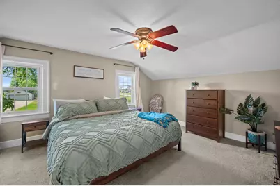 808 E Fitzsimmons Rd, Oak Creek, WI 53154 - Photo 29