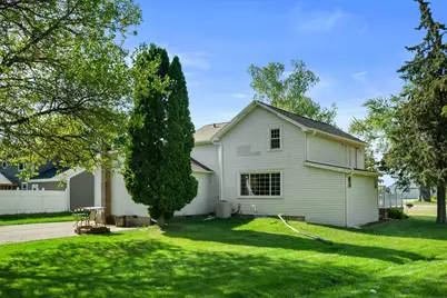808 E Fitzsimmons Rd, Oak Creek, WI 53154 - Photo 35