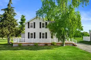808 E Fitzsimmons Rd, Oak Creek, WI 53154 - Photo 1