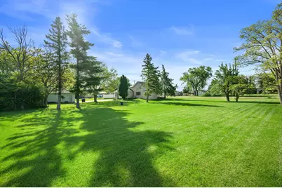 808 E Fitzsimmons Rd, Oak Creek, WI 53154 - Photo 5