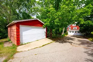 120 Vine St, Delavan, WI 53115 - Photo 35