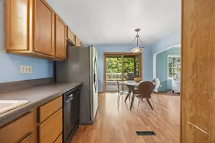 120 Vine St, Delavan, WI 53115 - Photo 7