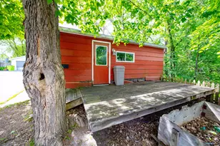 120 Vine St, Delavan, WI 53115 - Photo 37