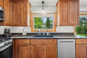 16005 W Allison Dr, New Berlin, WI 53151 - Photo 25