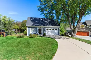 W5225 Sterlingworth Ct, La Grange, WI 53121 - Photo 3
