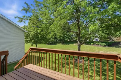 4650 S Forest Point Blvd, New Berlin, WI 53151 - Photo 23