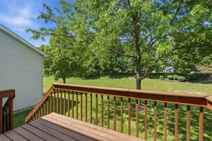 4650 S Forest Point Blvd, New Berlin, WI 53151 - Photo 23