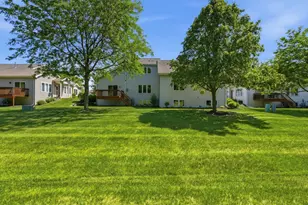4650 S Forest Point Blvd, New Berlin, WI 53151 - Photo 27