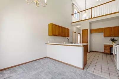4650 S Forest Point Blvd, New Berlin, WI 53151 - Photo 7