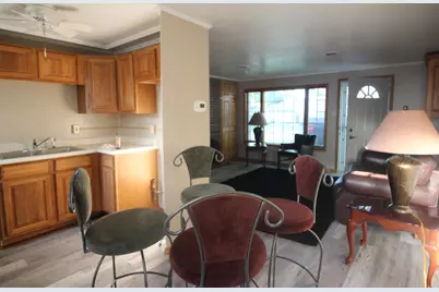 2715 S 50th St, Milwaukee, WI 53219 - Photo 5