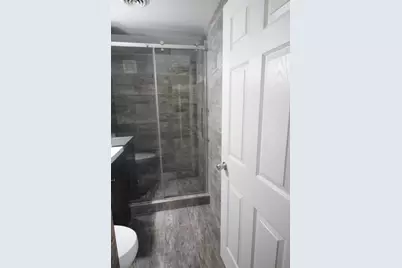 2715 S 50th St, Milwaukee, WI 53219 - Photo 11