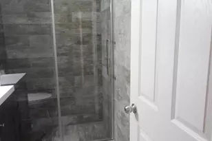 2715 S 50th St, Milwaukee, WI 53219 - Photo 11