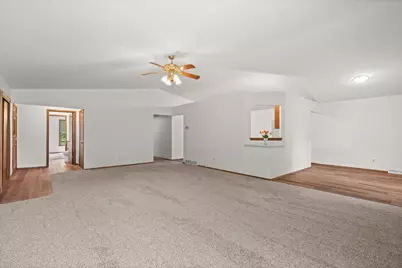 S104W20472  Tina Dr, Muskego, WI 53150 - Photo 7