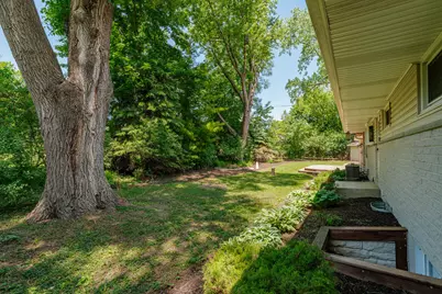12400  Elmhurst Pkwy, Elm Grove, WI 53122 - Photo 37