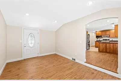 12400  Elmhurst Pkwy, Elm Grove, WI 53122 - Photo 19