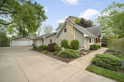 N24W26730  Accent Ct, Pewaukee, WI 53072 - Photo 39
