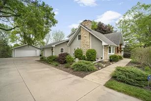 N24W26730 Accent Ct, Pewaukee, WI 53072 - Photo 39