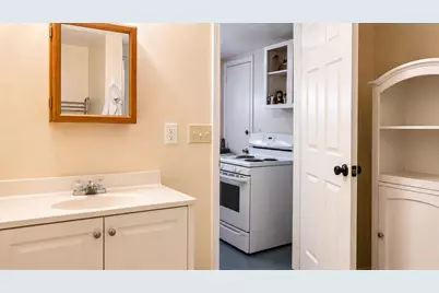 815 S 22nd St #815A, 817, Milwaukee, WI 53204 - Photo 9