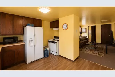 2375 S 16th St #2377, Milwaukee, WI 53215 - Photo 5