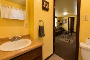 2375 S 16th St, Milwaukee, WI 53215 - Photo 7