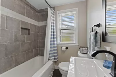 1438  Johnson Ave, Racine, WI 53402 - Photo 15