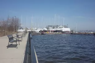 2525 S Shore Dr, Milwaukee, WI 53207 - Photo 13