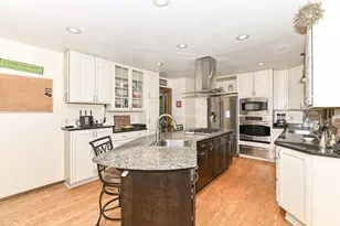 21601 W Lochinvar Ln, New Berlin, WI 53146 - Photo 13