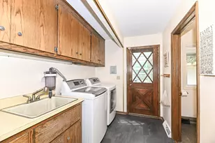 21601 W Lochinvar Ln, New Berlin, WI 53146 - Photo 31