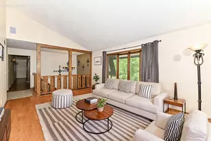 21601 W Lochinvar Ln, New Berlin, WI 53146 - Photo 5