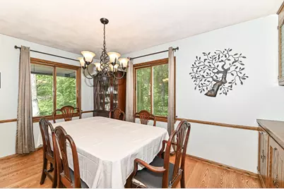 21601 W Lochinvar Ln, New Berlin, WI 53146 - Photo 7
