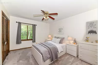 21601 W Lochinvar Ln, New Berlin, WI 53146 - Photo 27