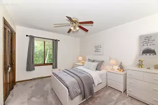 21601 W Lochinvar Ln, New Berlin, WI 53146 - Photo 27