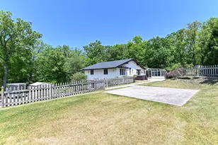 21601 W Lochinvar Ln, New Berlin, WI 53146 - Photo 45