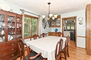 21601 W Lochinvar Ln, New Berlin, WI 53146 - Photo 9