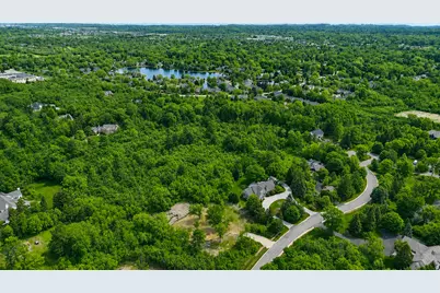 2516 W Range Line Ter, Mequon, WI 53092 - Photo 5