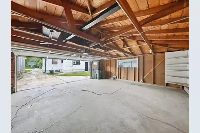 4626 N River Park Blvd, Glendale, WI 53209 - Photo 31